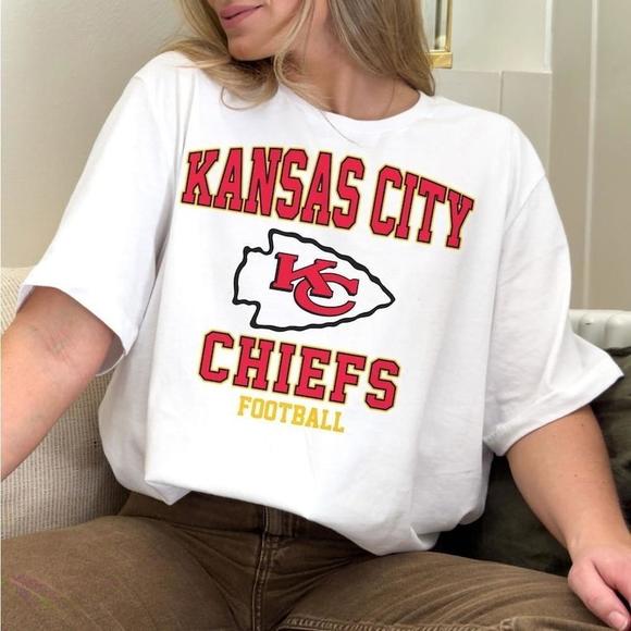 Vintage Style Kansas City Chiefs Football Shirt Chiefs Kc Retro Shirt - Picture 1 of 4